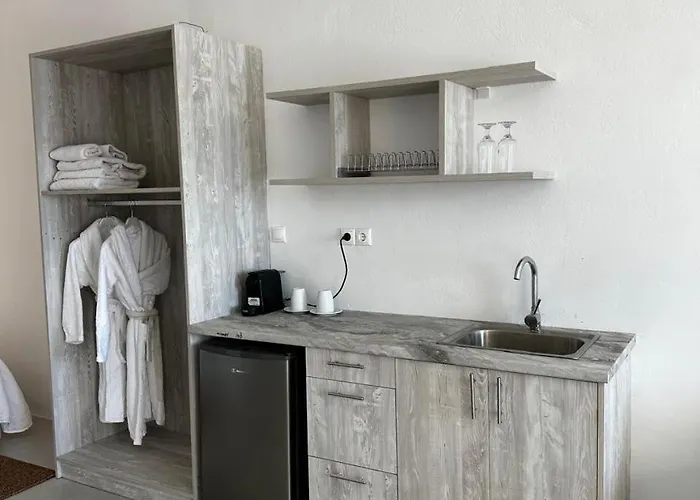 Horizon 4 * Mykonos Town